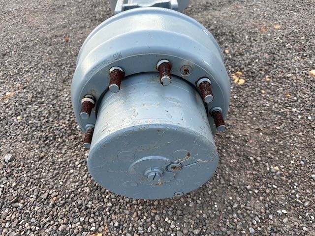 oś napędowa do koparki kessler 72.16483a