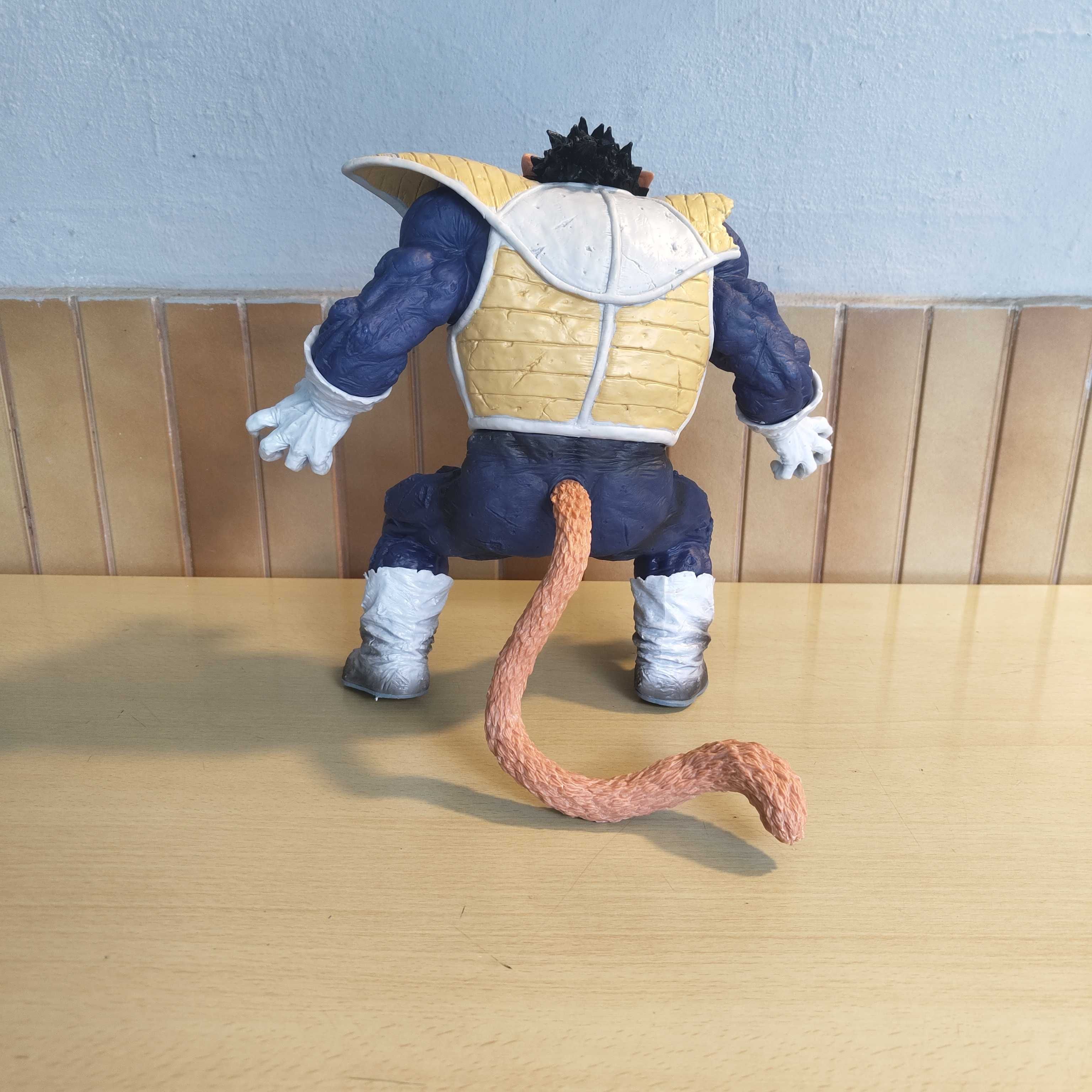 Figura Gigante Vegeta Monkey Dragon Ball