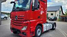 Samochód ciezarowy mercedes actros