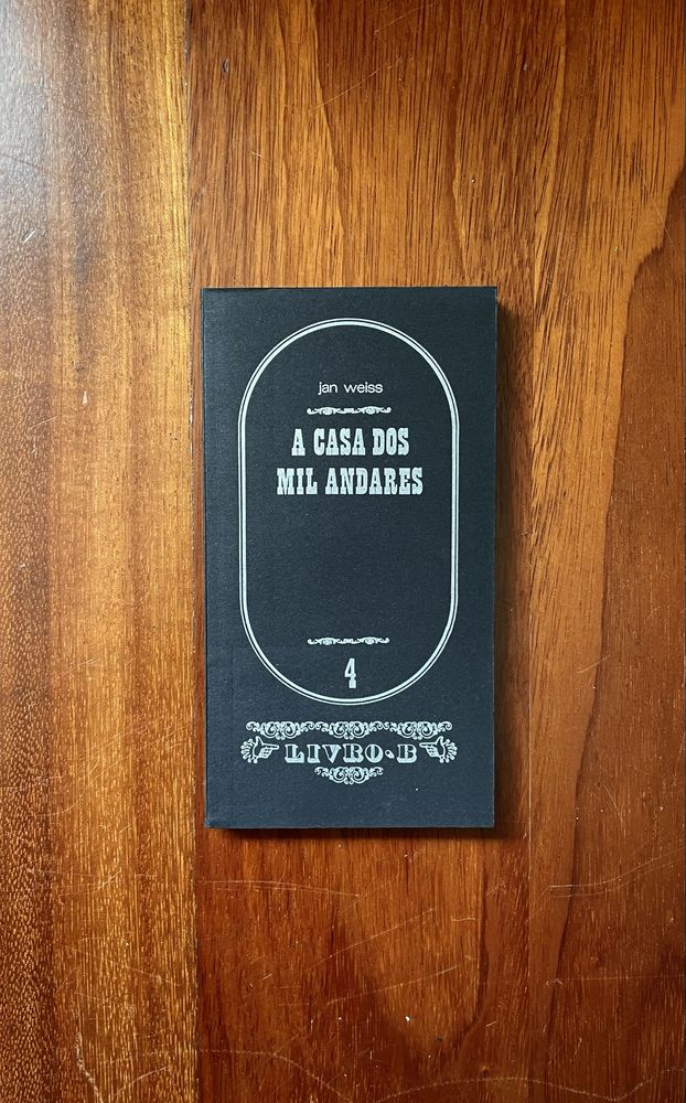 Jan Weiss - A Casa dos Mil Andares
