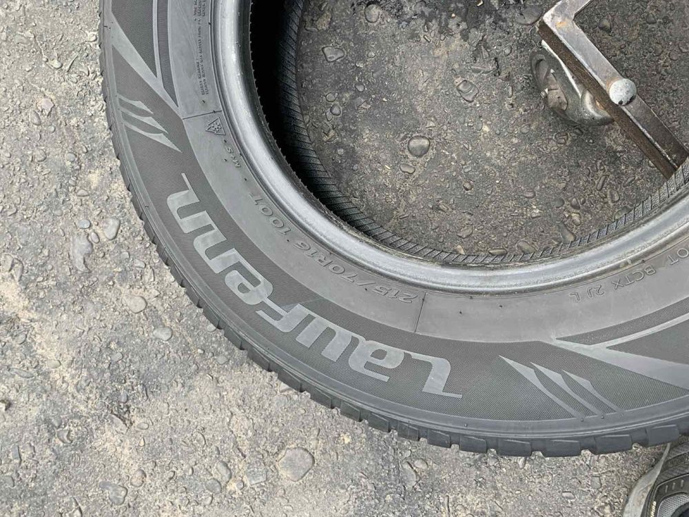 Шини 215/70 R16 пара Laufenn 2019p зима  6мм