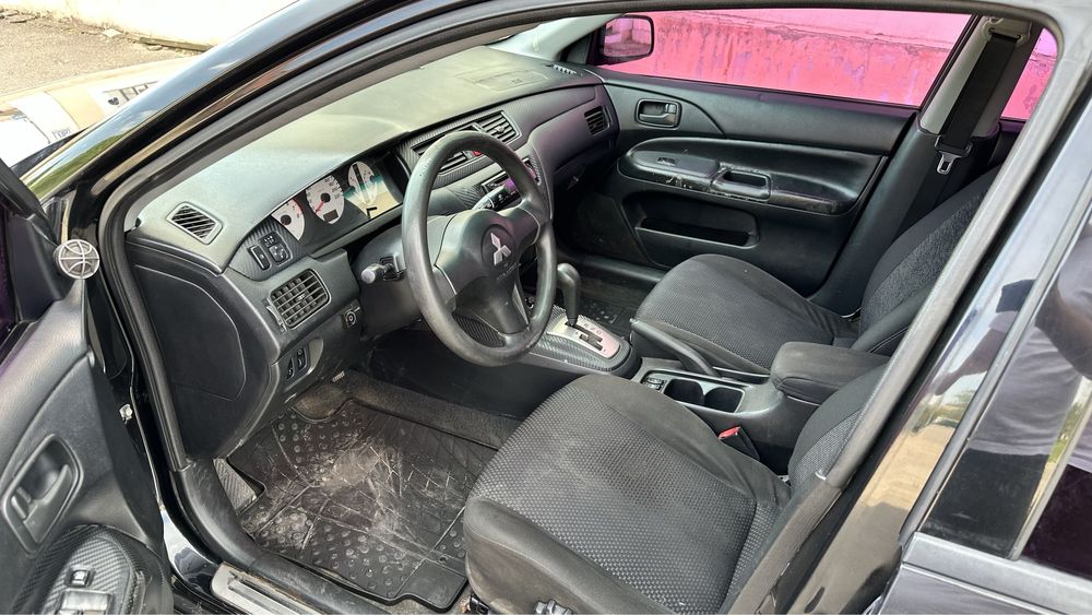 Mitsubishi Lancer 1.6 газ/бенз Автомат