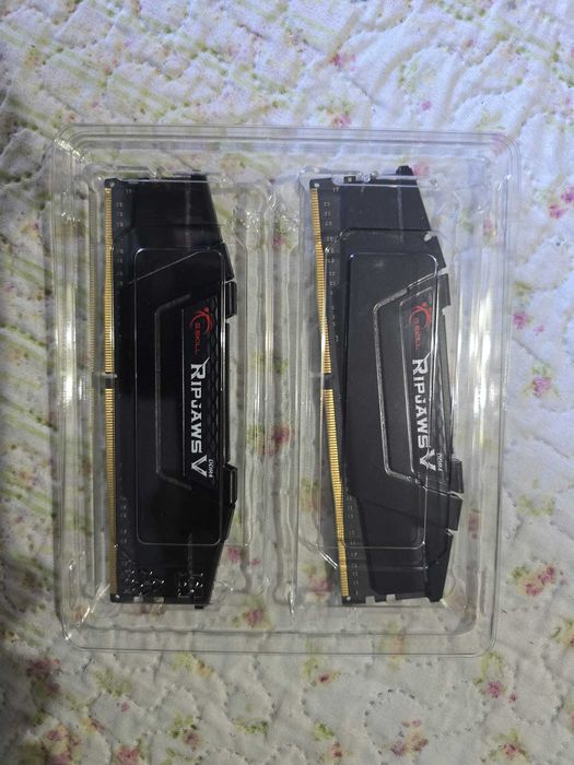 16GB DDR4 3600 Memória RAM (2x8GB) da G.SKILL RIPJAWS