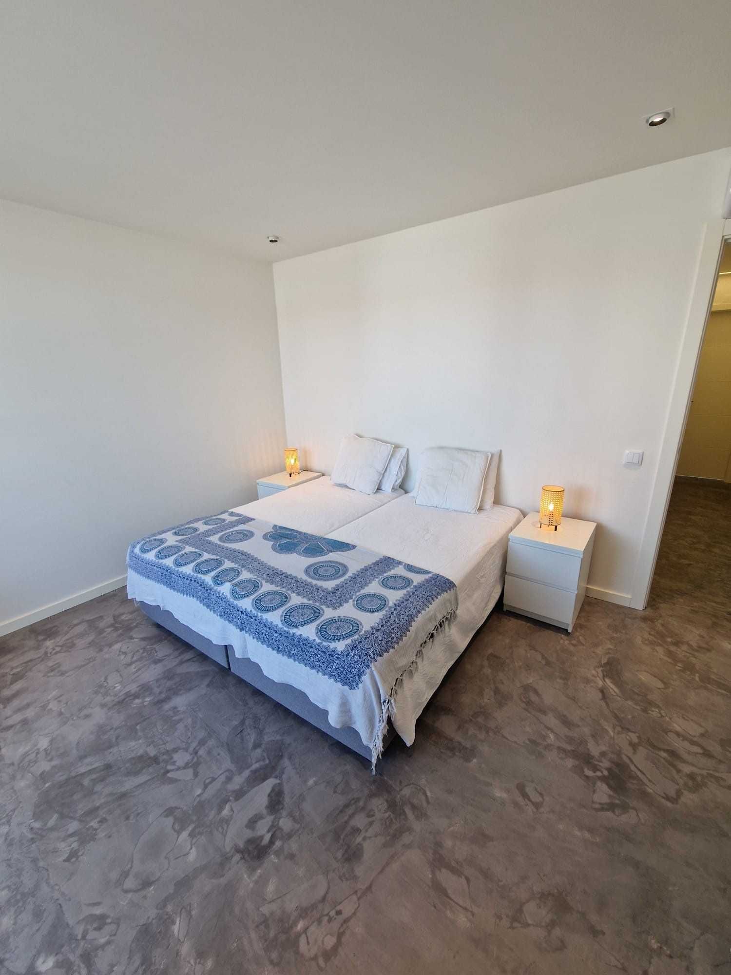 Disponível a partir de outubro - 400m Praia Manta Rota