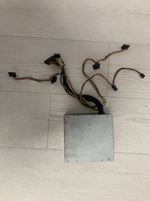 Продам компьютер в рабочем состроянии