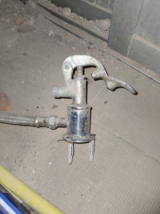 Pedal para torneira de pé