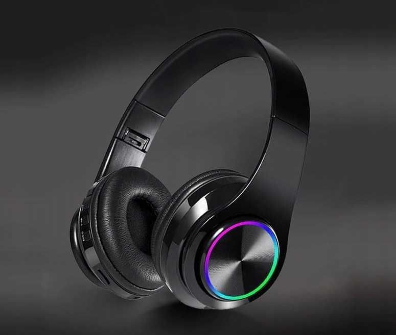 Sluchawki nauszne bezprzewodowe LED BLUETOOTH PREZENT