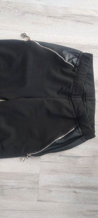 Spodnie legginsy wstawki skórzane