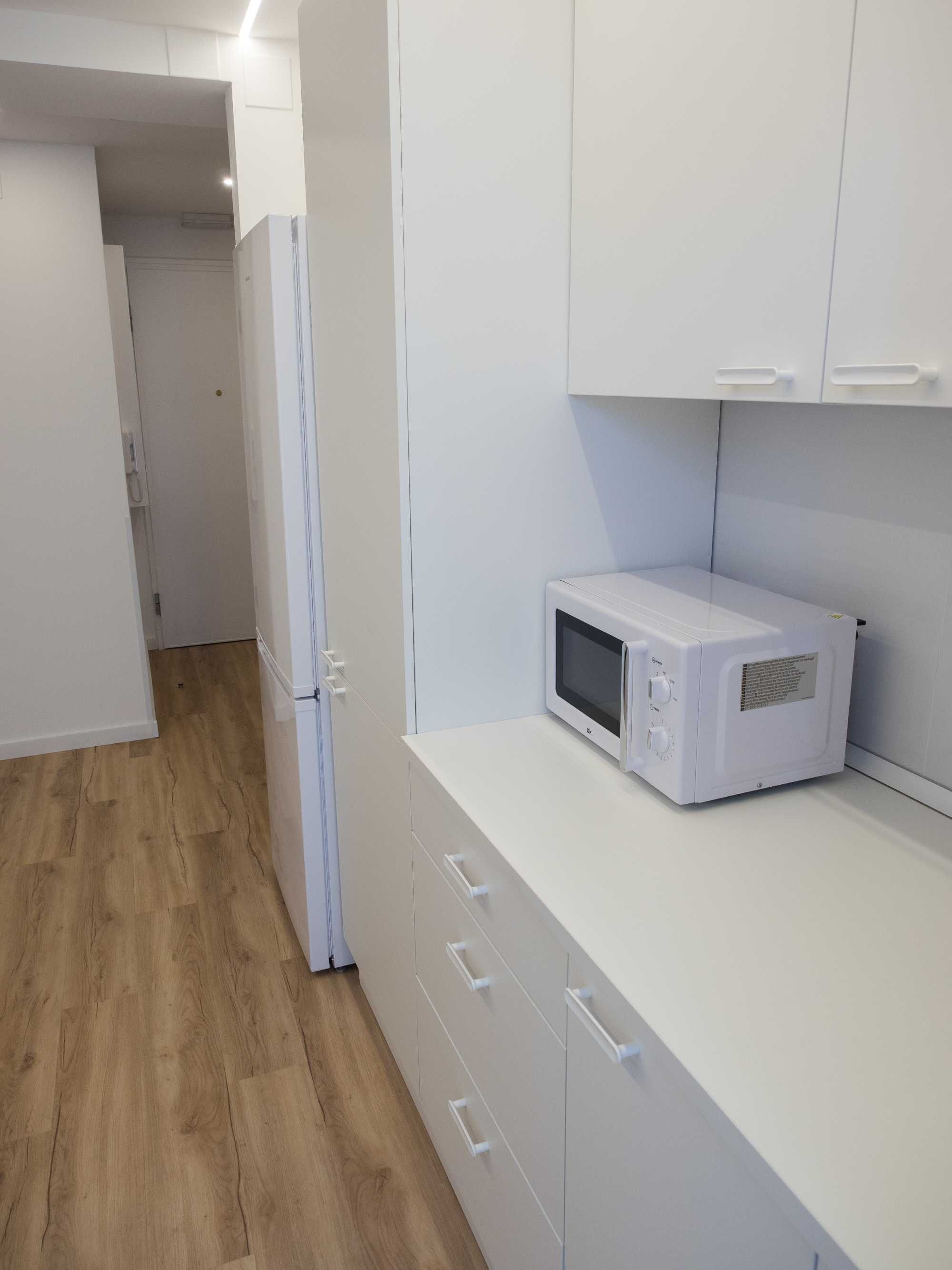 Quarto para estudante feminina – 10,5 m² com A/C! – Moscavide