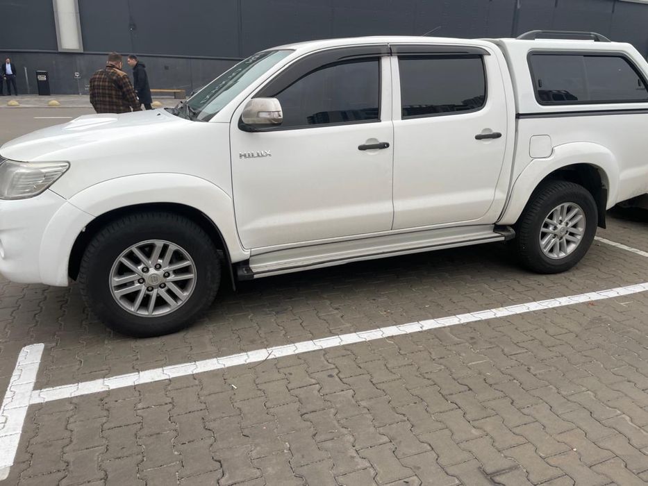 Продам Toyota hilux