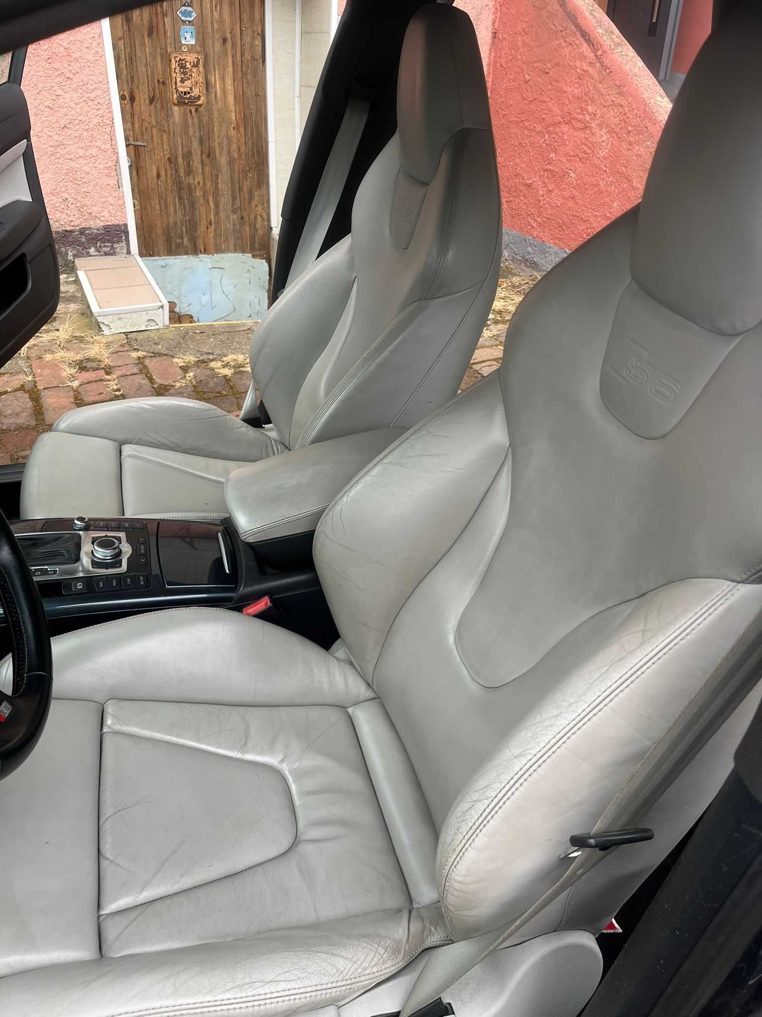 Audi S6 v10 5.2 Benzyna