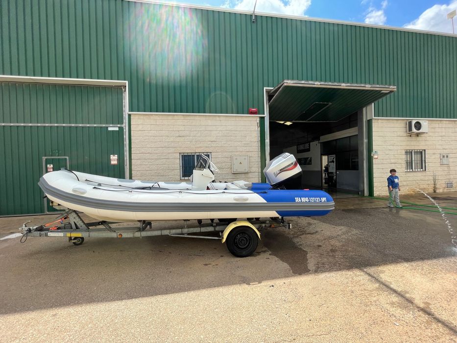 Vende-se barco Valiant
