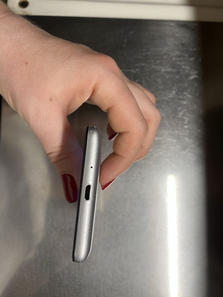 Мобільний телефон Xiaomi Redmi 3S