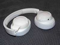 Słuchawki w kolorze białym JBL Tune 760NC ANC Bluetooth Mikrofon.