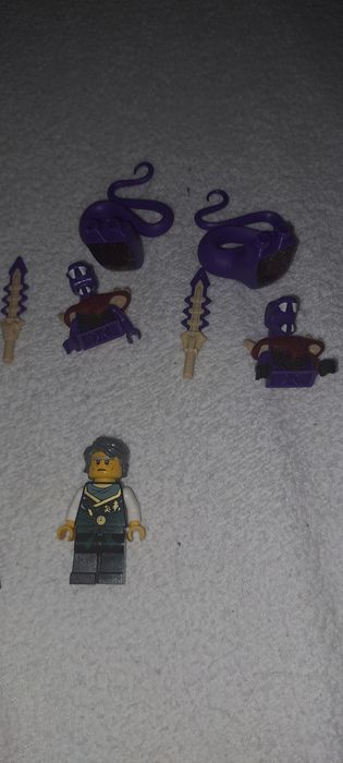 Garmadon i anakondowcy