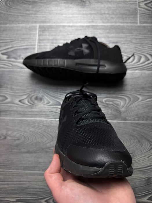 Кроссовки мужские Under Armour Размер 46 стелька 30см