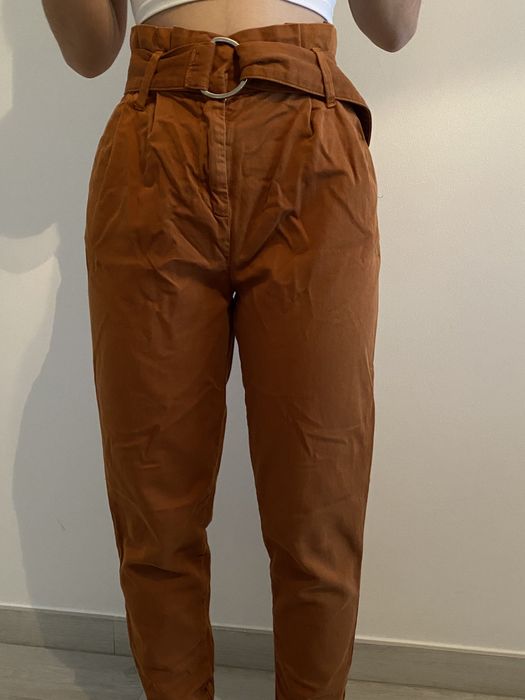 Calças de fato da Bershka