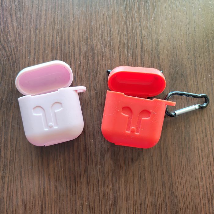 Чехол на аирподс