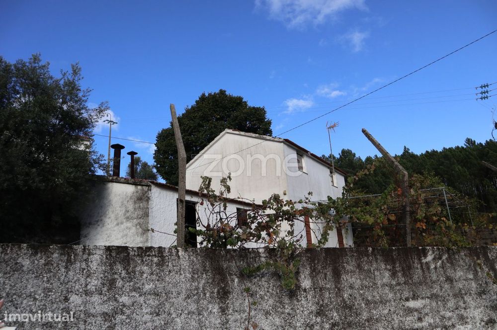 Moradia T2+1 à venda em Brejas do Barco