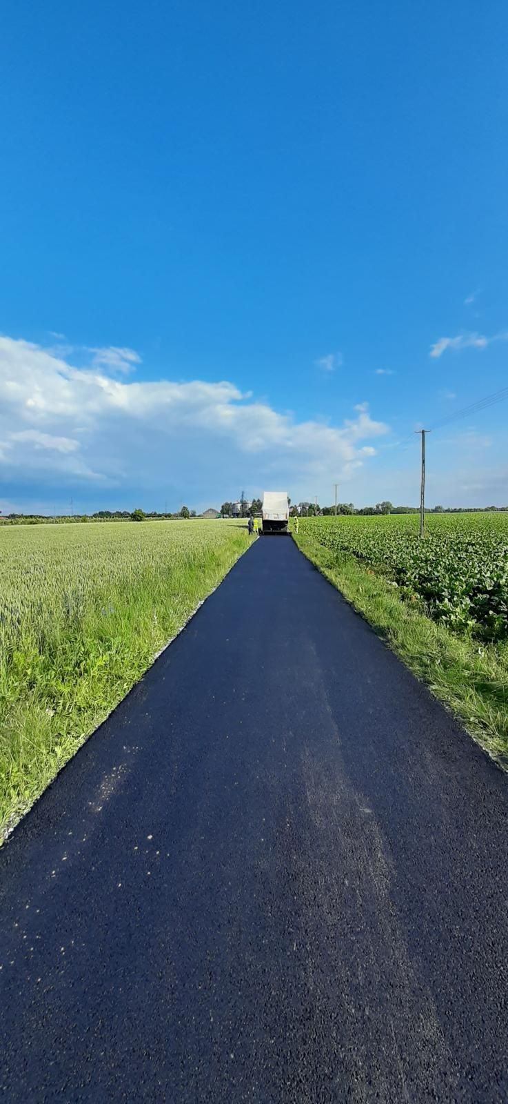 Droga,gorący asfalt,masa bitumiczna,remont,naprawa