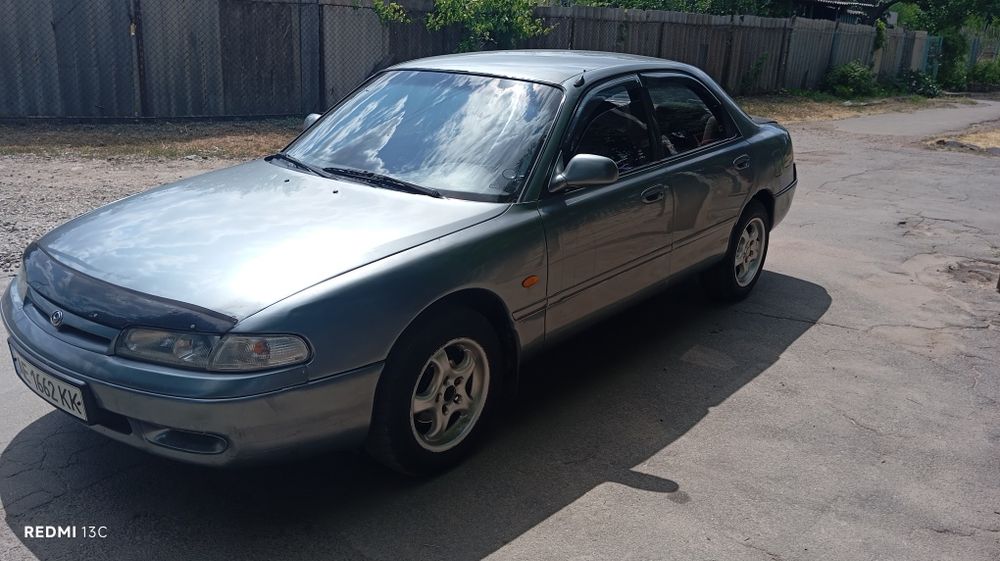 Mazda 626 1993 год