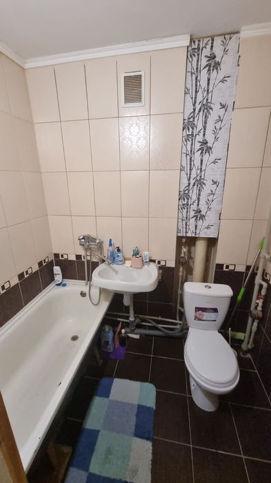 Оренда 1-кімнатна на Заливній з меблями