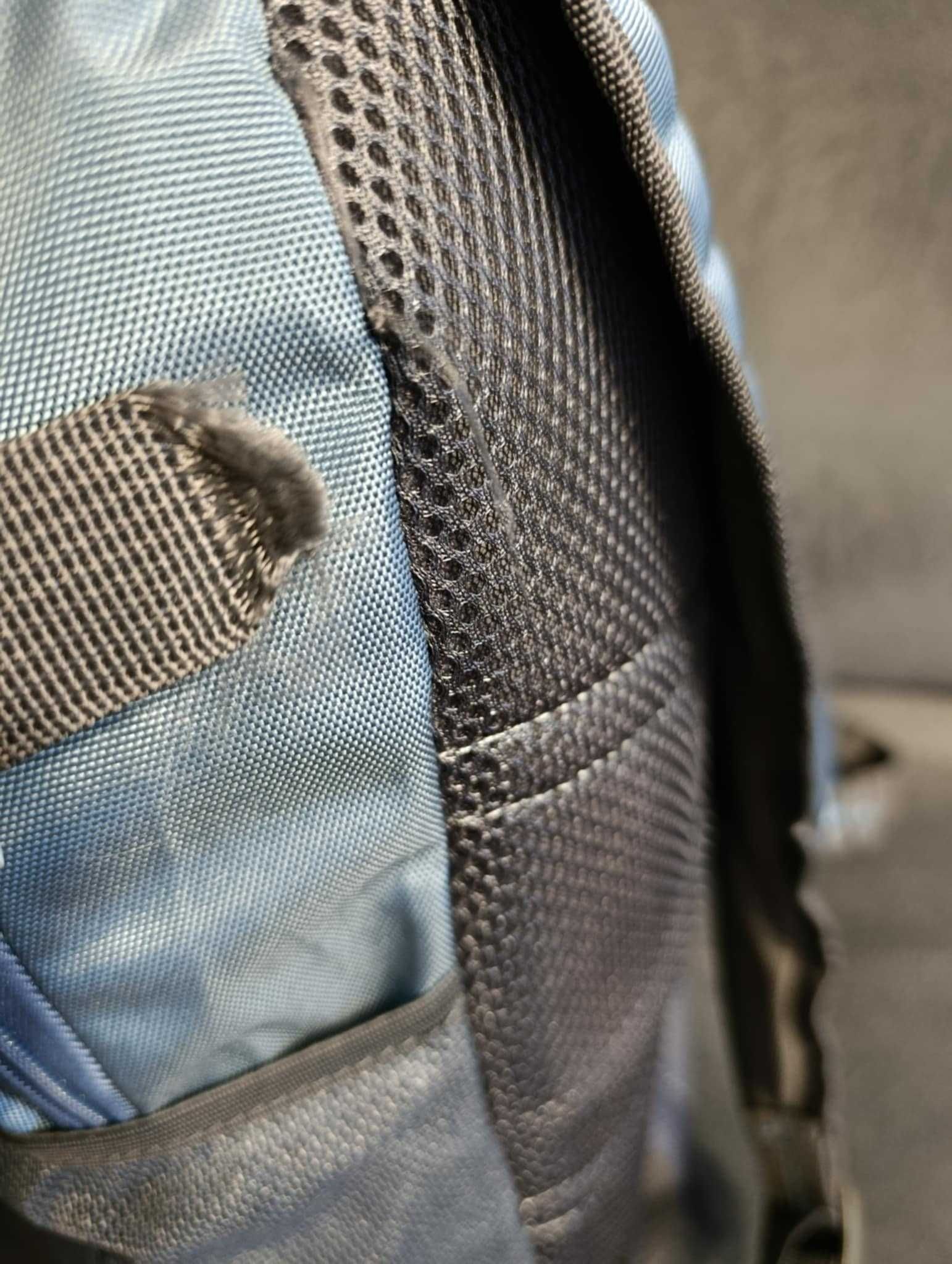 Plecak sportowy wielofunkcyjny z kieszenią na piłkę buty 35L
