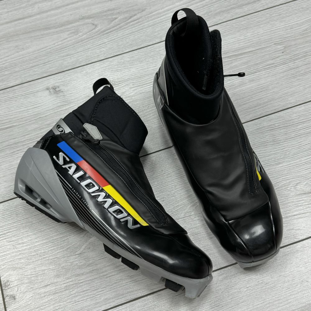 Лыжные Salomon Carbon горнолыжные ботинки лижні карбон лыжи карпаты