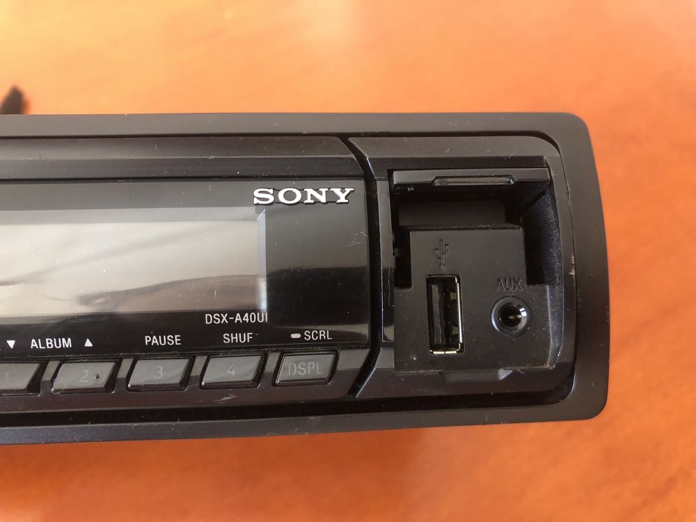 Auto - rádio Sony DSX- A40UI