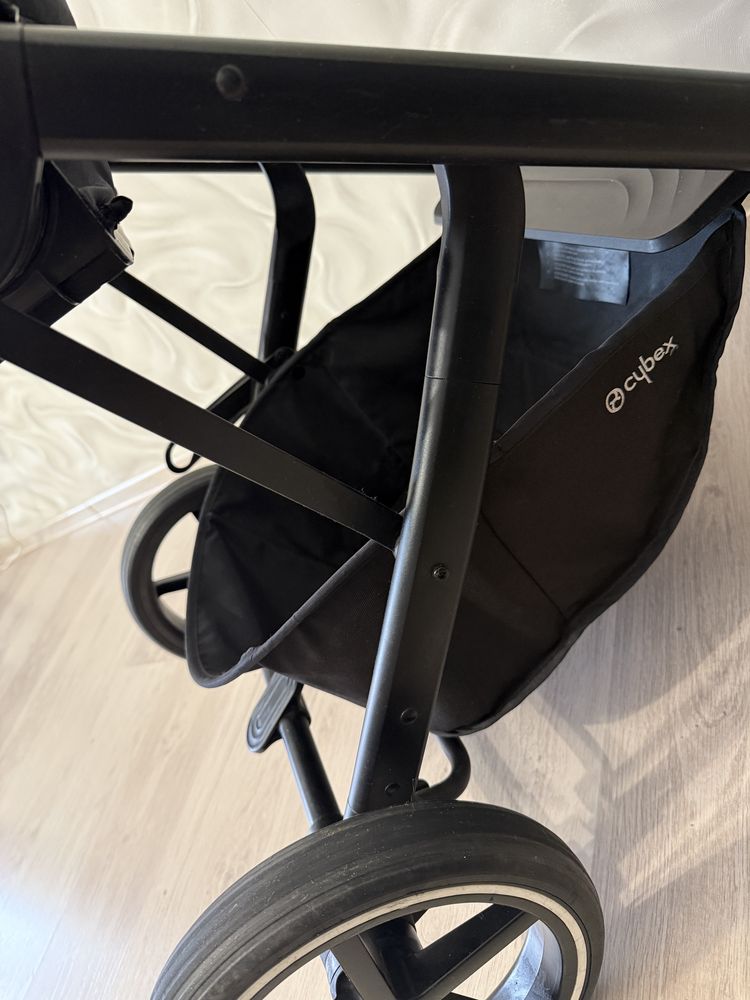 Продам коляску Cybex Balios S Lux  2 в 1