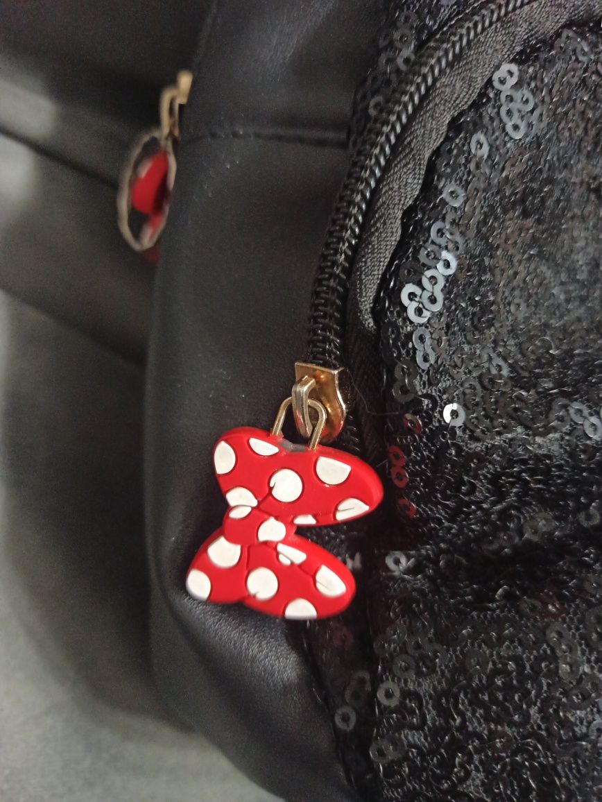 Plecak Myszka Minnie, cekiny. Do przedszkola, na wycieczki