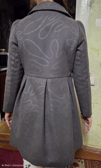 Пальто на дівчинку