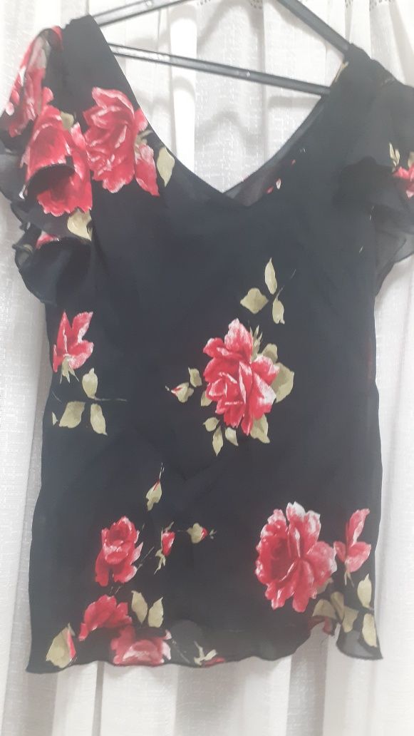 Blusa e saia e casaco