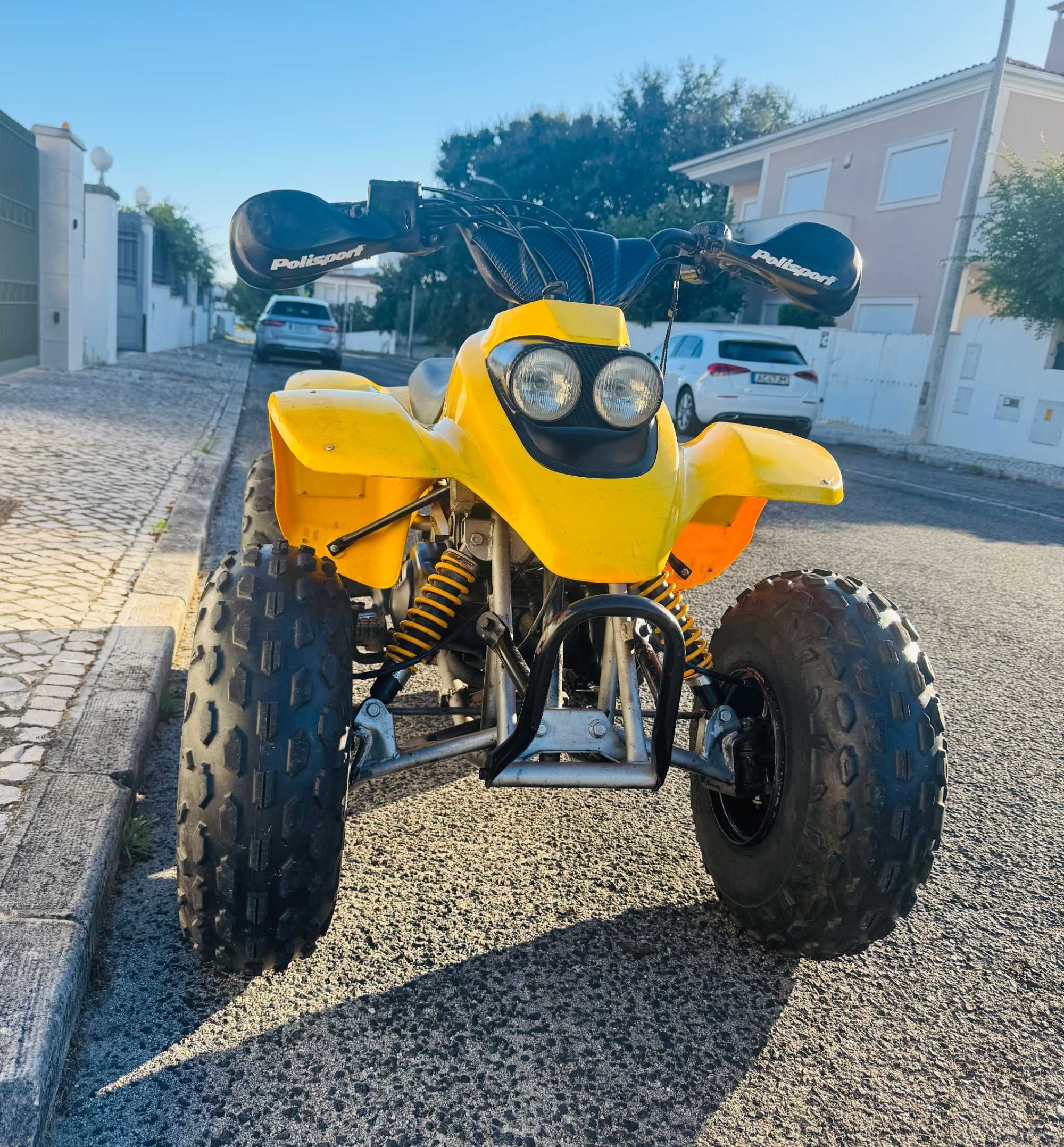 Moto 4 Quadzilla para crianças