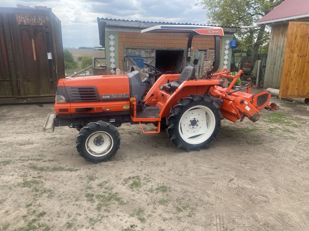 Мінітрактор KUBOTA GL200