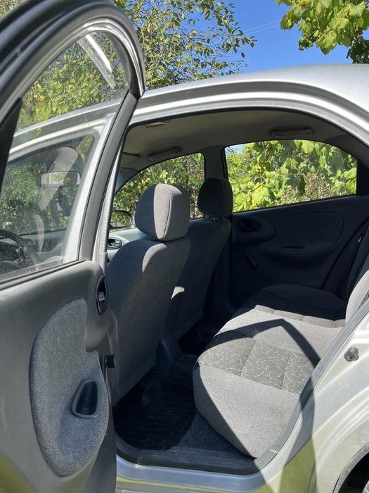 Продаю машину Daewoo sens 2006 року