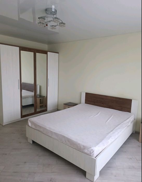 Здається в оренду охайна 1 кімната квартира по вул. Рєпіна