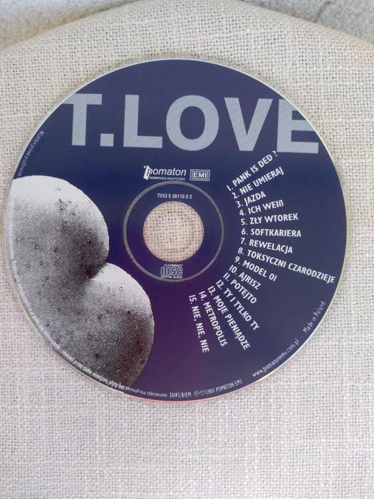 T. Love. CD plyta