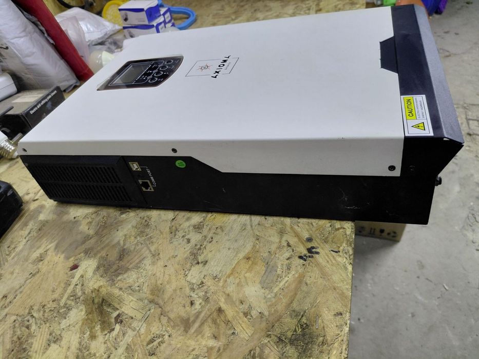 Гібридний інвертор 5 кВт