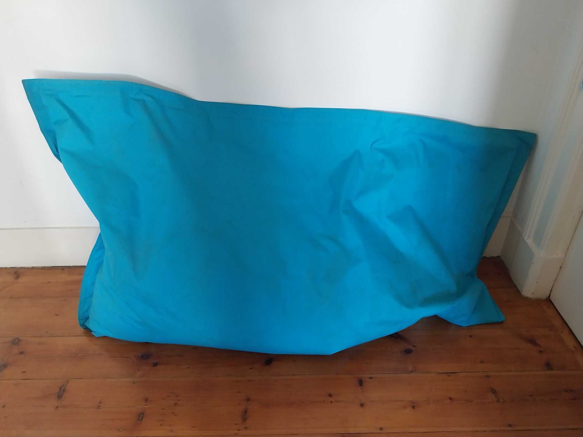 Grande Pouf Cyan