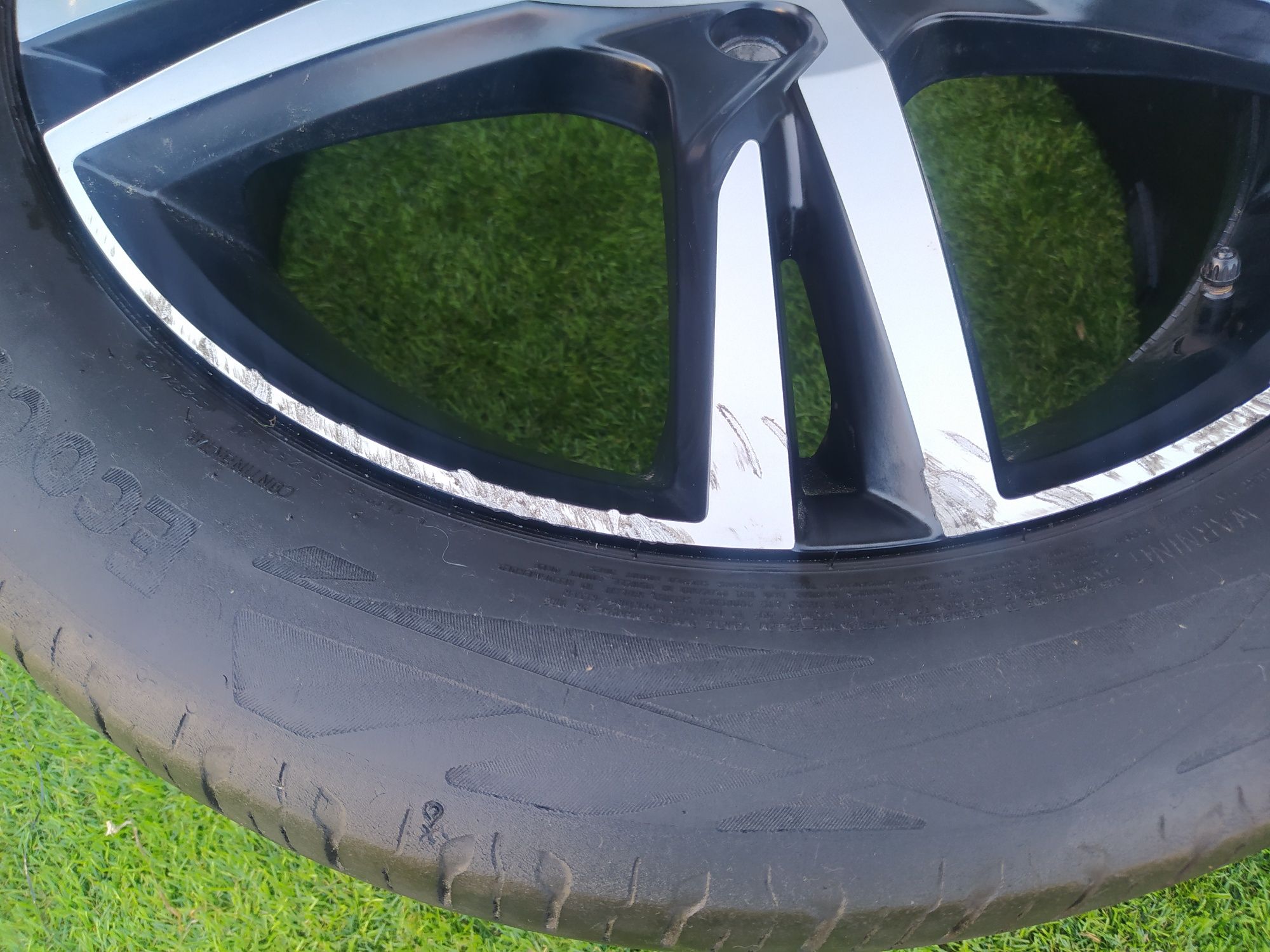 Kola felgi VOLVO XC 60 235/50 R19 Lato