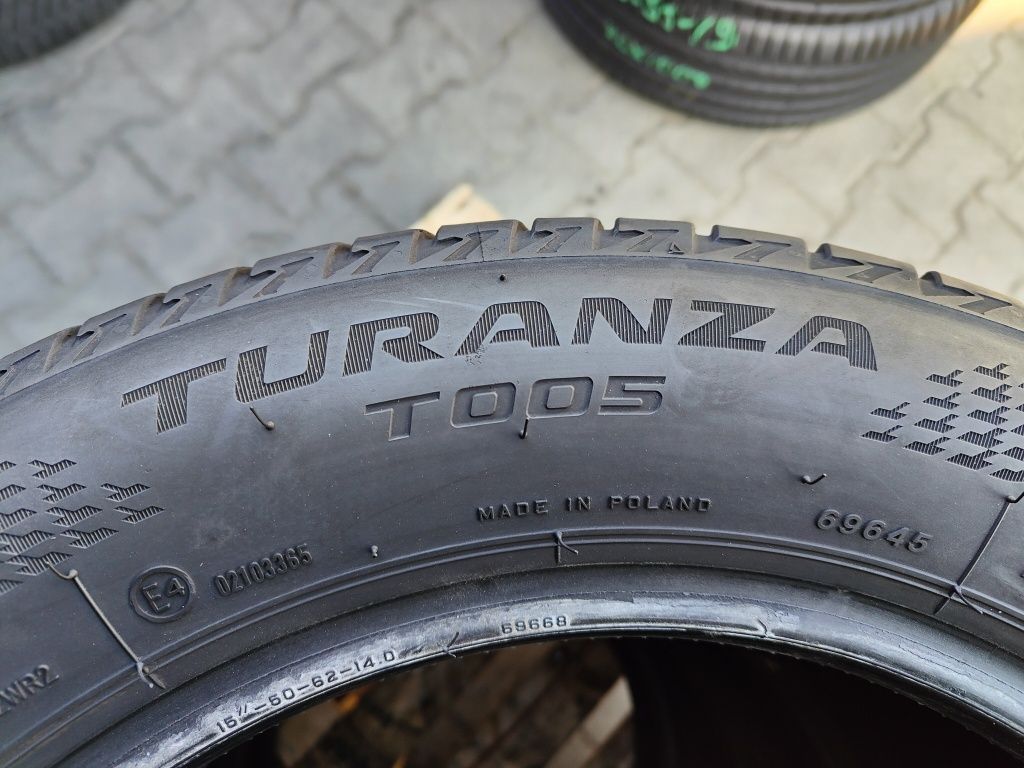 185/60/15 Bridgestone Turanza T005 komplet