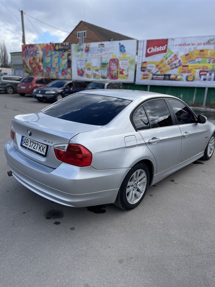 Продам BMW 318D 2008p