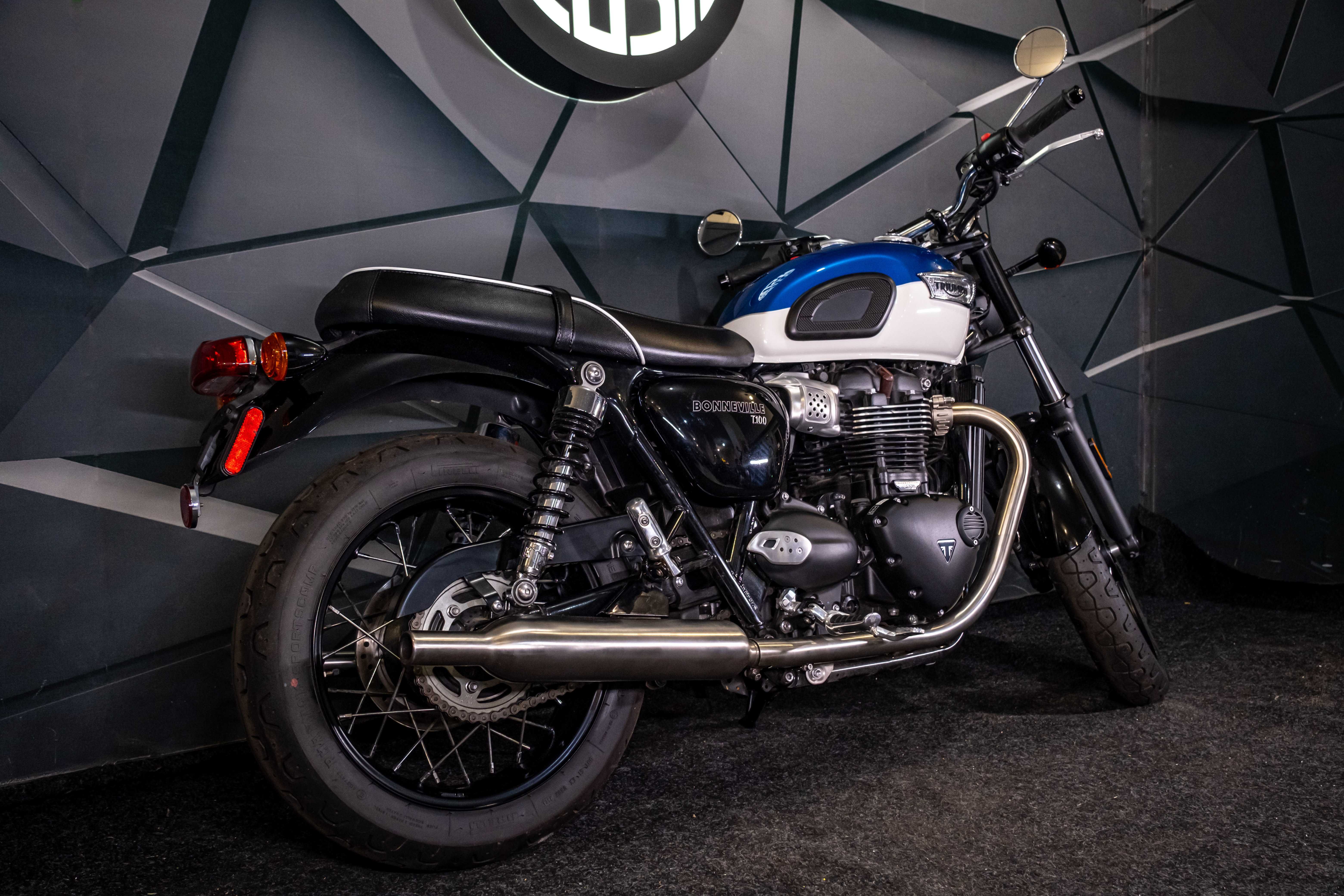 Triumph Bonneville T100