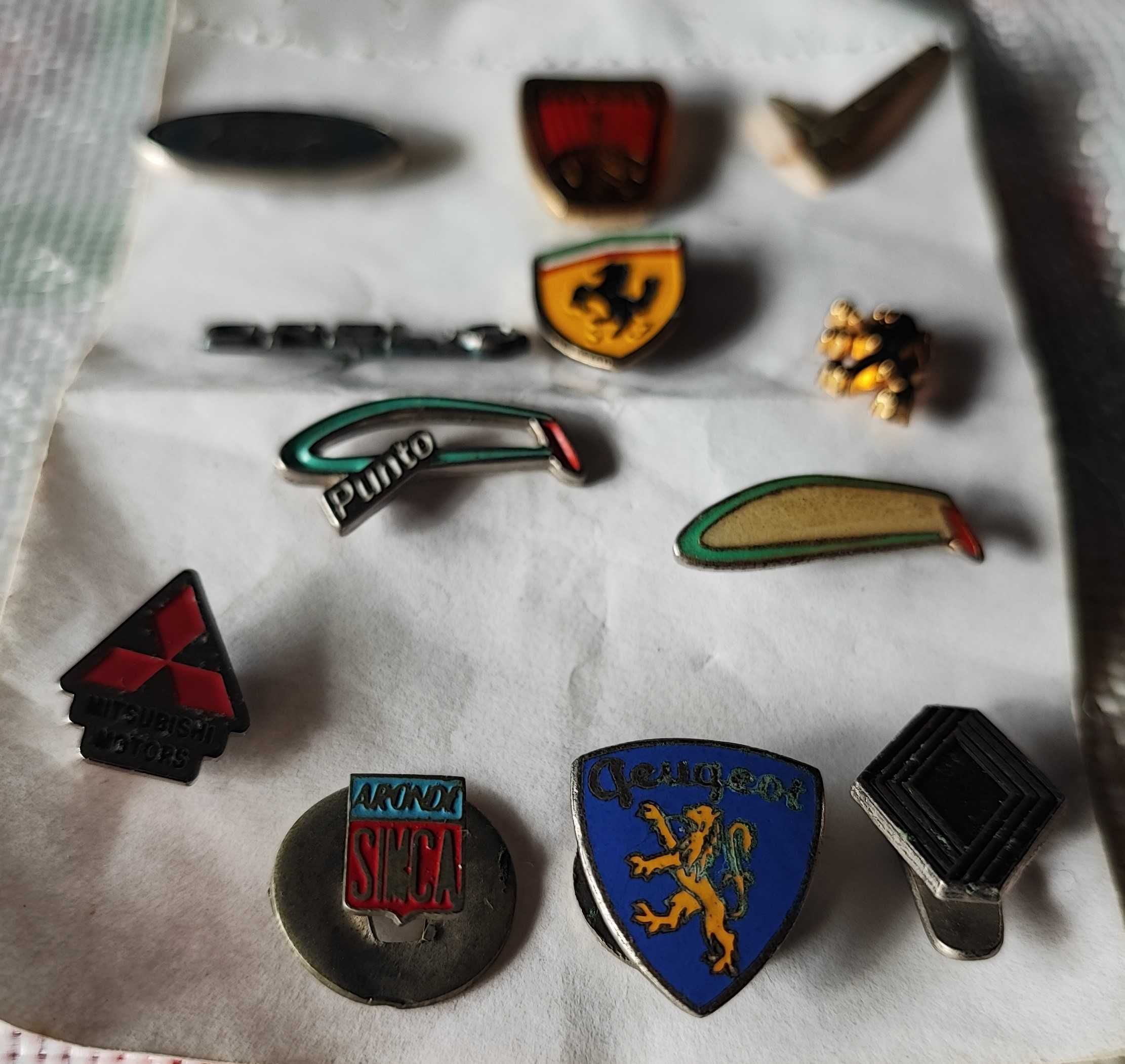 Lote de pins - Emblemas de Carros muito antigo