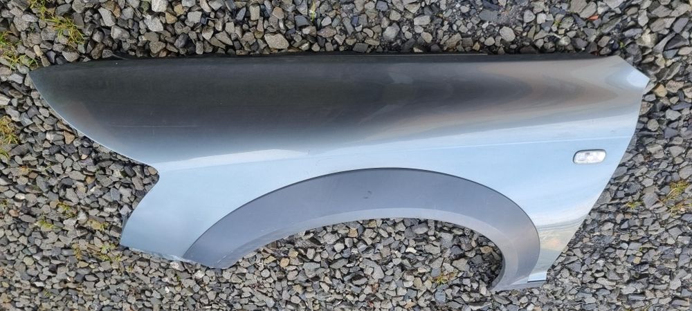 Audi A6 C6 Allroad Błotnik Lewy Przód LY7E