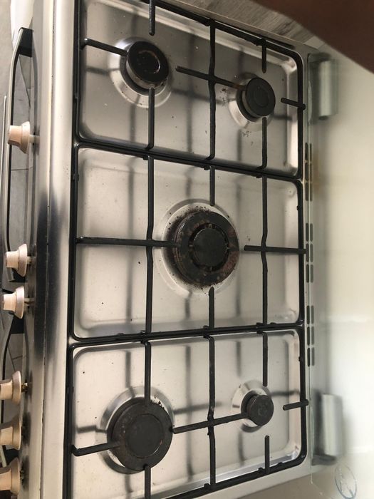 Fogão com forno      .