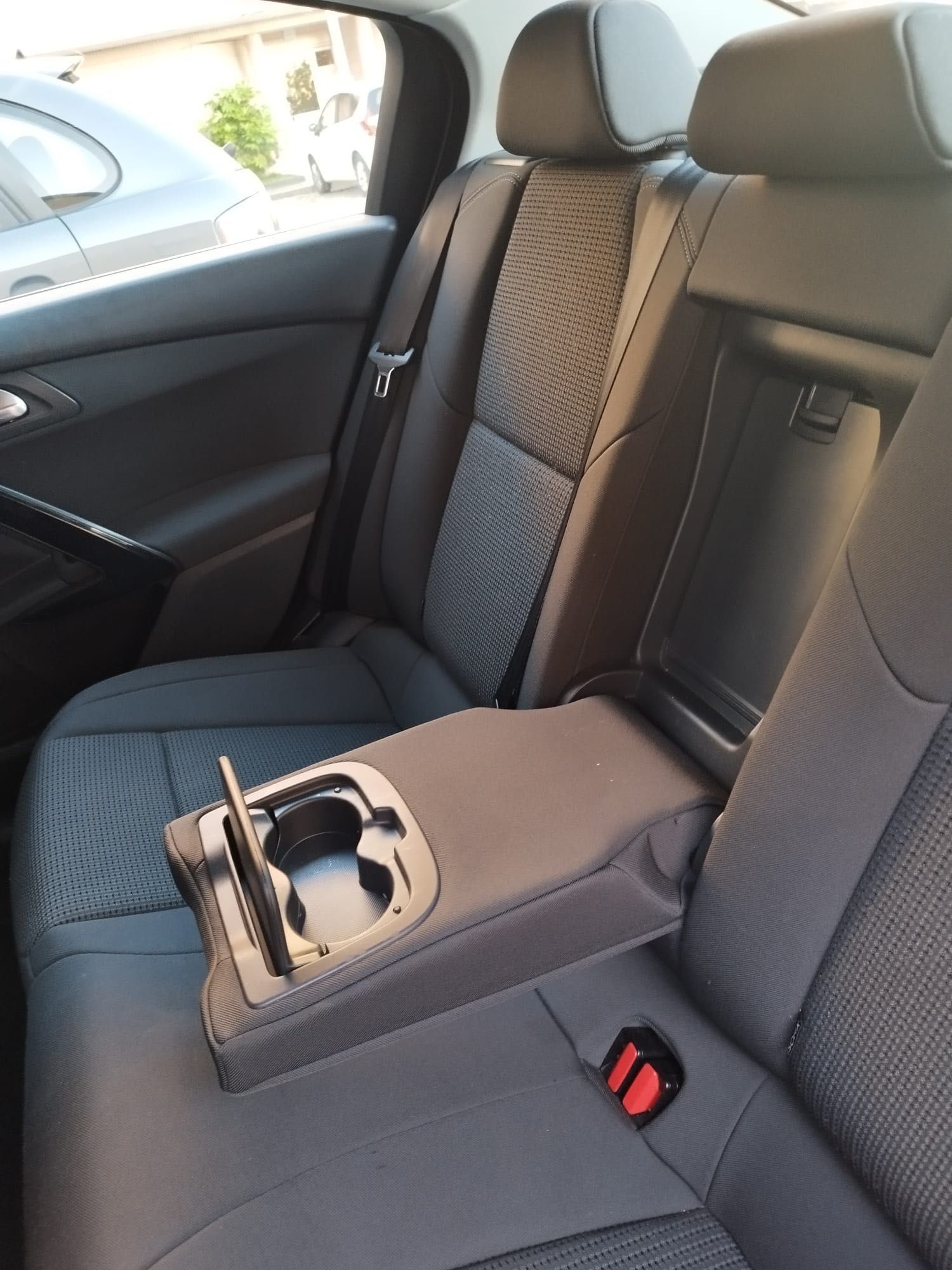 Peugeot 508 2.0 HDi 150cv Automático – 2016 – 147.000km