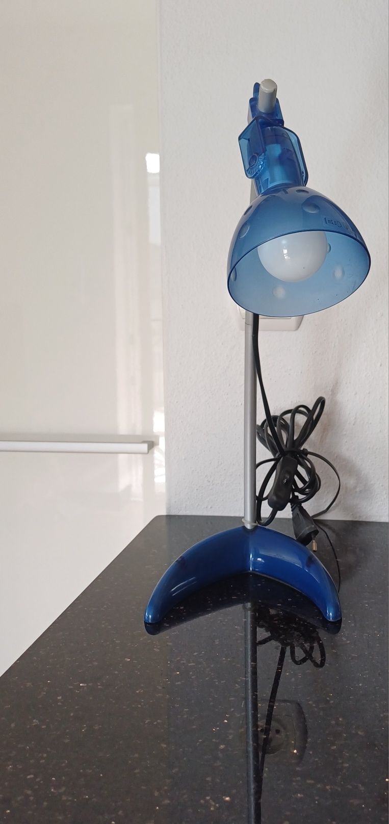 Lampki biurkowe  ikea