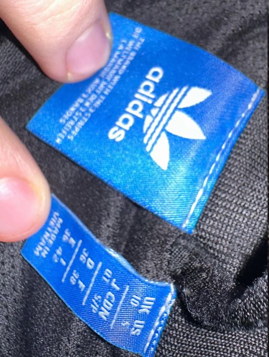 Кофта adidas big logo на спине